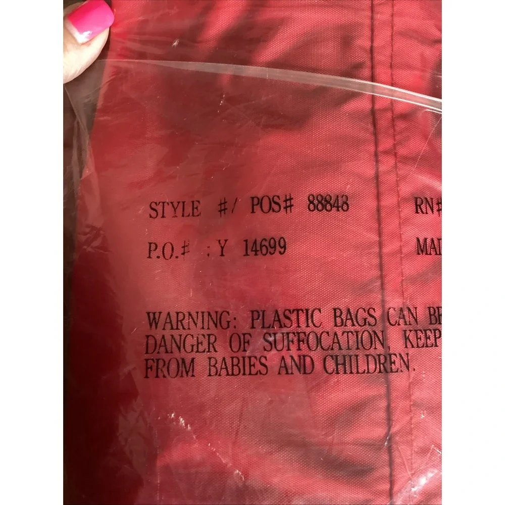NEW VTG Marlboro Unlimited Red Sleeping Bag 88848 RECTANGULAR 1 Person
